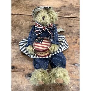 Vintage Patriotic Americana Teddy Bear Holding Drum – Stars & Stripes Décor